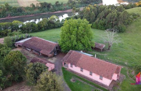 #814 Sítio Santo Antônio, Beira do rio