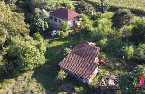 #811 Sítio Linha Santo Antônio.